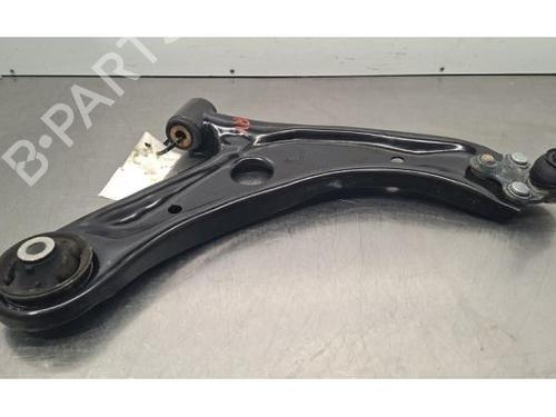 Used Right front suspension arm TOYOTA YARIS (_P21_, _PA1_, _PH1_) 1.5 Hybrid (MXPH10, MXPH11) (116 hp) 31655970
