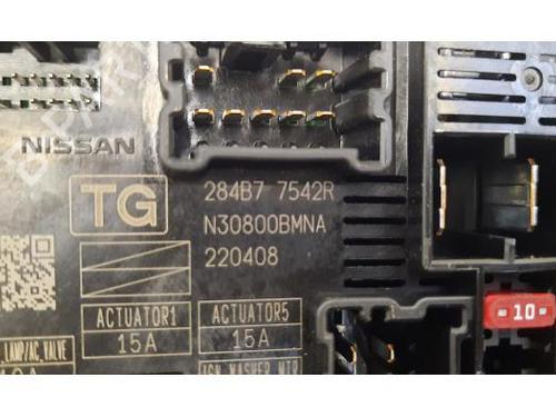 Fuse box NISSAN PRIMASTAR Van (X82) 2.0 dCi 130 | BP39216644E1 - Image 3