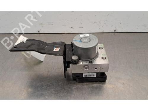 Used ABS pump KIA STONIC (YB) 1.2 CVVT (84 hp) 30530714