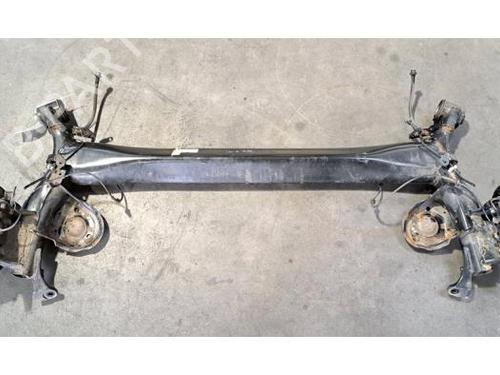 Used Rear axle RENAULT KADJAR (HA_, HL_) 1.2 TCe 130 (HLMR) (130 hp) 27168399