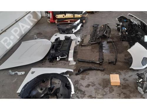 Used Full front PEUGEOT 308 III (FB_, FH_, FP_, F3_, FM_) e-308 (FMZKWZ) (156 hp) 29881724