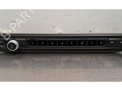 kombi-kontakt-stilkkontakt-bmw-1-f40-2019-32398666 main image