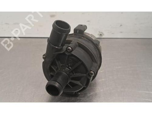 Used Auxiliary water pump Auxiliary water pump VW GOLF VII (5G1, BQ1, BE1, BE2) e-Golf (115 hp) 33131980 33131980