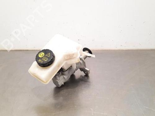 Used Brake master cylinder SEAT ARONA (KJ7, KJP) 1.0 TSI (110 hp) 23589114