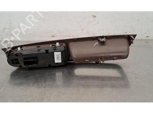 Switch BMW X5 (E70) xDrive 30 d | BP24965471I30 