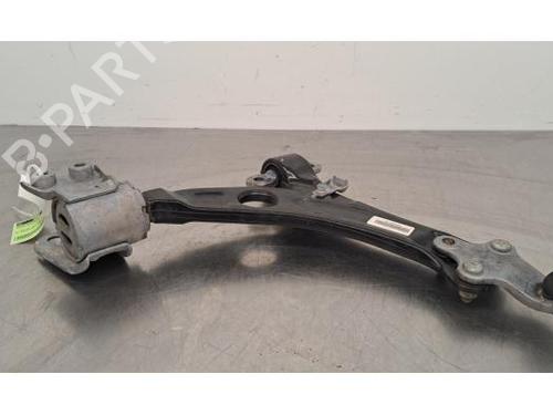 Used Right front suspension arm PEUGEOT 308 III (FB_, FH_, FP_, F3_, FM_) PureTech 130 (FPHNSL, FPHNST) (131 hp) 28014017