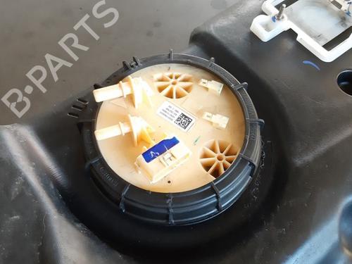 Used Fuel pump RENAULT MEGANE IV Grandtour (K9A/M/N_) 1.6 dCi 130 (130 hp) 10901296