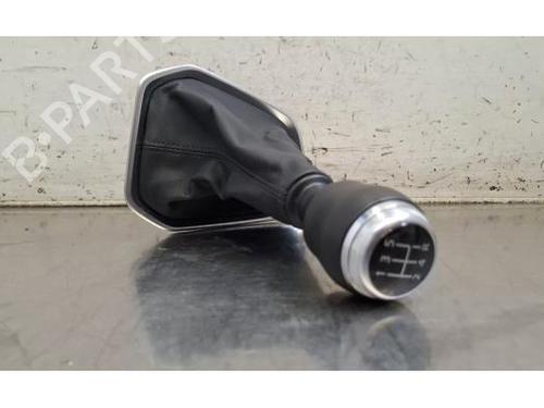 Used Shift knob Shift knob RENAULT CLIO V (B7_) 1.0 TCe 100 (B7MT) (101 hp) 39905797 39905797