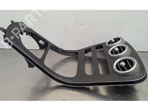 Used Middle console Middle console MERCEDES-BENZ C-CLASS T-Model (S205) C 180 d (205.200) (122 hp) 36769741 36769741