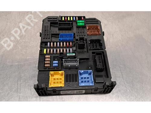 Fuse box PEUGEOT 208 II (UB_, UP_, UW_, UJ_) 1.5 BlueHDI 100 | BP23639269E1 