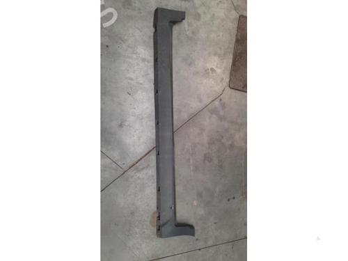 Used Left sideskirt OPEL CROSSLAND X / CROSSLAND (P17, P2QO) 1.5 Turbo D (75) (102 hp) 23580979