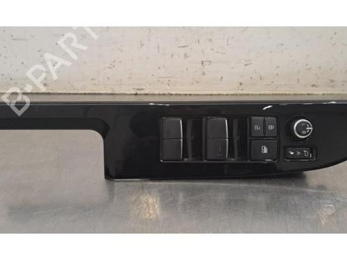 Interruttore Interruttore TOYOTA bZ4X (_EAM1_) EV (YEAM15) (218 hp) 34254493 34254493