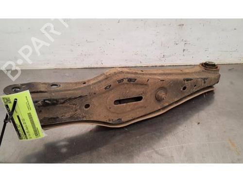 Left rear suspension arm KIA SORENTO III (UM) 2.2 CRDi 4WD | BP24942331M14 