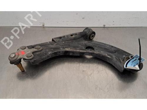 Used Right front suspension arm Right front suspension arm PEUGEOT 308 SW III (FC_, FJ_, FR_, F4_, FN_) BlueHDi 130 (FCYHZL, FCYHZT) (131 hp) 33892614 33892614