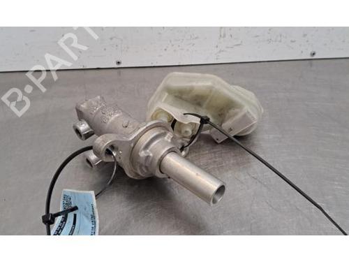 Used Brake master cylinder Brake master cylinder MAZDA CX-3 (DK) 2.0 SKYACTIV-G (DK5W, DK6W) (120 hp) 34433753 34433753