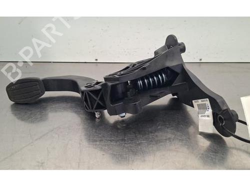 Used Clutch pedal Clutch pedal CITROËN C3 IV (CC_, CB_) 1.2 PureTech 100 (CCHPV4) (101 hp) 33307560 33307560