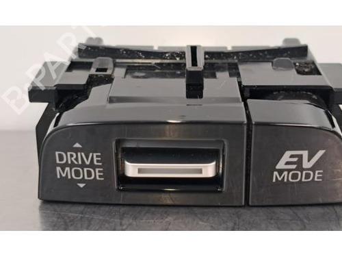 Used Electronic module TOYOTA COROLLA Estate (_E21_) 1.8 Hybrid (ZWE211) (122 hp) 28089434