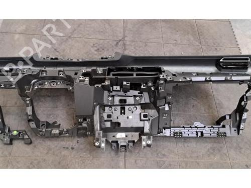 Tablier Tablier PEUGEOT 3008 III (KA_, KB_, KC_) e-210 (KCZKZX) (213 hp) 36366479 36366479