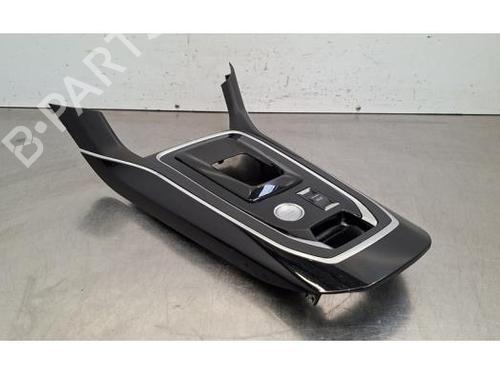 Console centrale Console centrale PEUGEOT 308 II (LB_, LP_, LW_, LH_, L3_) 1.2 THP 130 (131 hp) 36872886 36872886