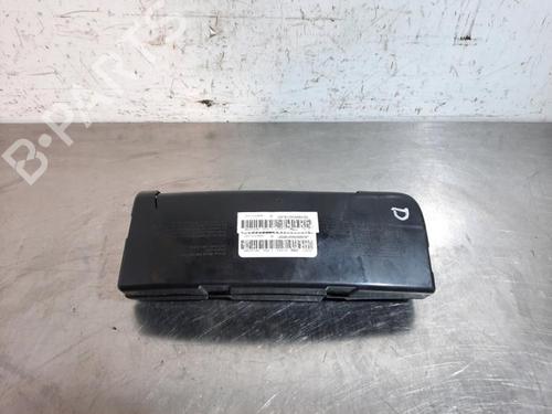 Annen PEUGEOT 208 I (CA_, CC_) 1.0 VTi (68 hp) 23631632