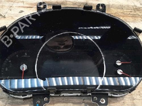 Used Instrument cluster KIA SORENTO III (UM) 2.2 CRDi 4WD (200 hp) 10877837