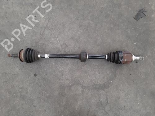 Used Right front driveshaft TOYOTA YARIS (_P9_) 1.4 D-4D (NLP90_, NLP90R) (90 hp) 10870207