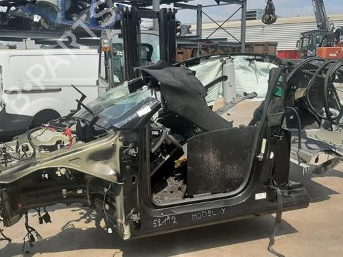Dørliste TESLA MODEL Y (5YJY) EV Performance All-wheel Drive | BP34198250C150  - Image 22
