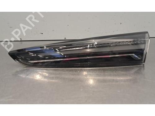 Used Right taillight Right taillight RENAULT CAPTUR II (HF_) TCe 155 (HFMN) (154 hp) 40050291 40050291