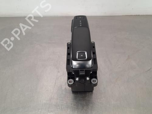 Used Gear lever PEUGEOT 308 SW II (LC_, LJ_, LR_, LX_, L4_) 1.6 HDi 92 (92 hp) 15042016