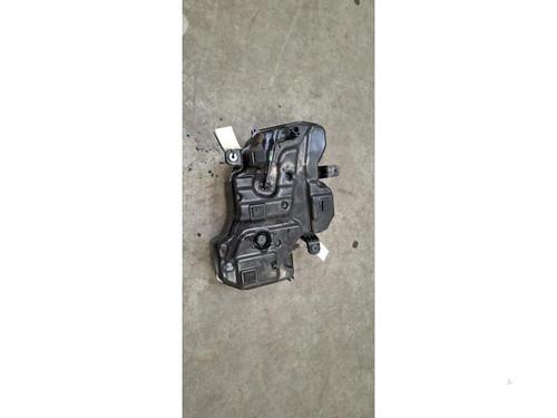 Used AdBlue tank AdBlue tank BMW 1 (F40) 116 d (116 hp) 40615042 40615042