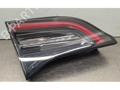 Venstre Baklys TESLA MODEL Y (5YJY) Long Range All-wheel Drive (514 hp) 31374890