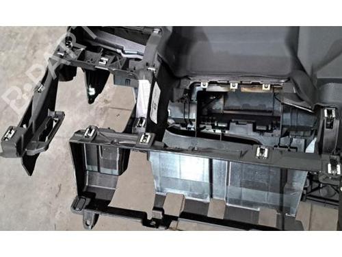 Dashboard PEUGEOT 408 II (FP_, F3_, FM_) Hybrid 180 (F3DGXT) | BP33753371C46  - Image 10
