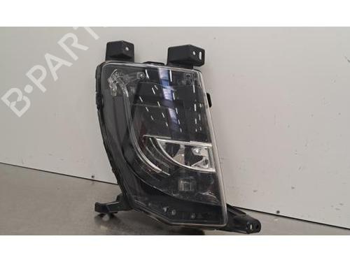 Used Right front fog light Right front fog light TESLA MODEL S (5YJS) 100D AWD (422 hp) 40288880 40288880