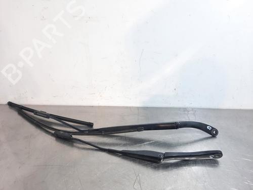 Used Front windshield wiper arm RENAULT TALISMAN Grandtour (KP_) 1.6 dCi 160 (160 hp) 17112212