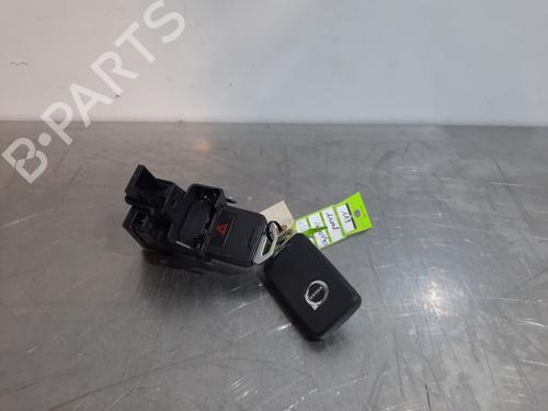 Used Ignition barrel VOLVO V40 Hatchback (525) D2 (120 hp) 17111950