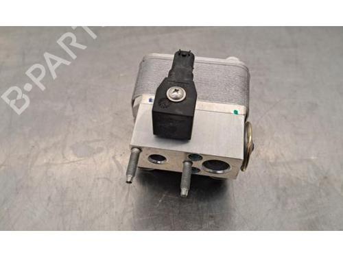 AC radiator CITROËN C4 III (BA_, BB_, BC_) ë-C4 (BCZKWC) | BP30766567M32