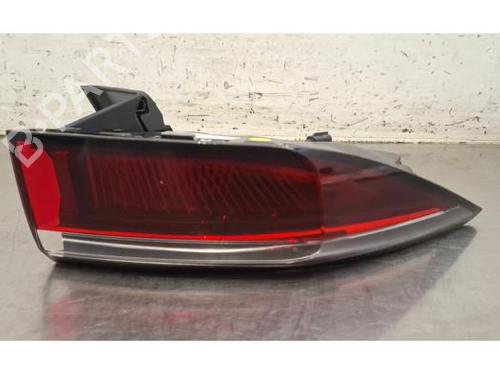 left-taillight-renault-megane-e-tech-suv-2021-40070622 main image