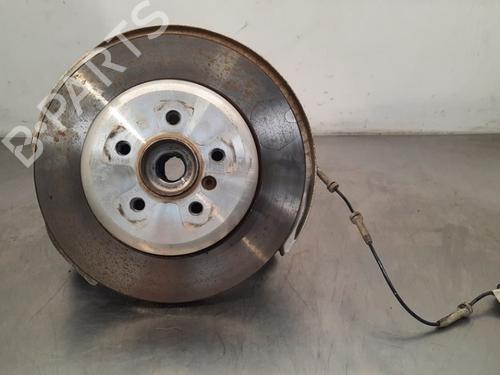 Used Right rear steering knuckle BMW 5 Touring (G31) 530 e Plug-in-Hybrid (292 hp) 19650102