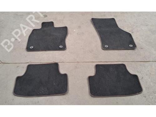 altro-vw-golf-viii-cd1-da1-2019-28719966 main image