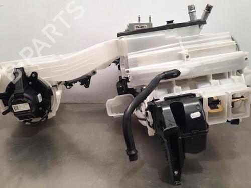 Used Heater matrix box CITROËN C5 AIRCROSS (A_) 1.5 BlueHDi 130 (ACYHZJ, ACYHZR) (131 hp) 19576148