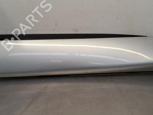 outra-jaguar-f-pace-x761-2015-23599228 main image