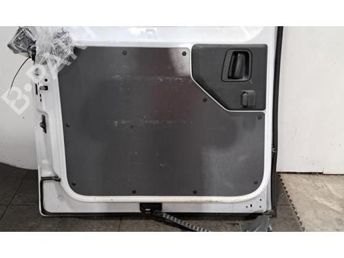 Right slide door PEUGEOT EXPERT Van (V_) 2.0 BlueHDi 145 | BP31324242C75 