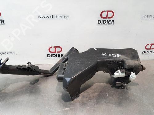 Used Windscreen washer tank MERCEDES-BENZ GLC (X253) 250 4-matic (253.946) (211 hp) 10892177
