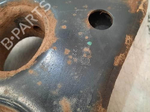 Right front suspension arm TOYOTA AURIS (_E18_) 1.3 Dual-VVTi (NRE180_, NRE180R) | BP10886441M13 