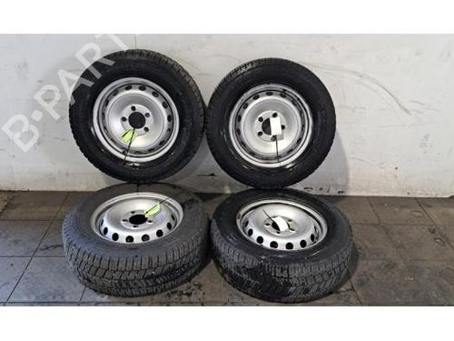 Fælk RENAULT MASTER III Platform/Chassis (EV, HV, UV) 2.3 dCi 145 FWD (EV0E, EV0F, HV0E, HV0F, UV0E, UV0F,... (146 hp) 28081760
