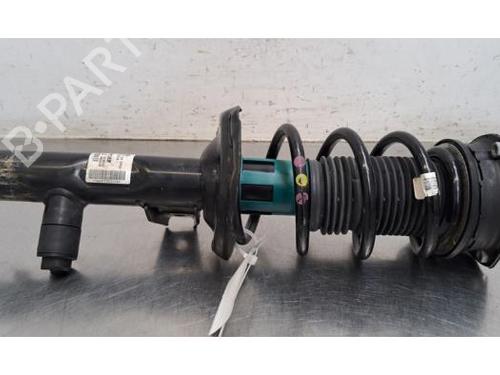right-front-shock-absorber-vw-golf-viii-cd1-da1-2019-37038337 main image