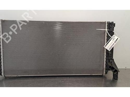 Used Water radiator Water radiator 37453991 37453991