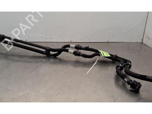 Used Pipe PEUGEOT 308 III (FB_, FH_, FP_, F3_, FM_) e-308 (FMZKWZ) (156 hp) 30501267