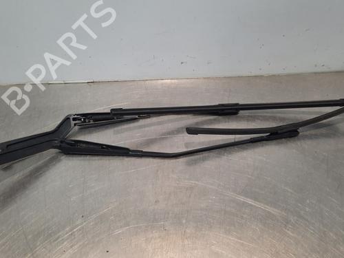 Used Front windshield wiper arm PORSCHE PANAMERA (970) 3.0 4S (420 hp) 17112619