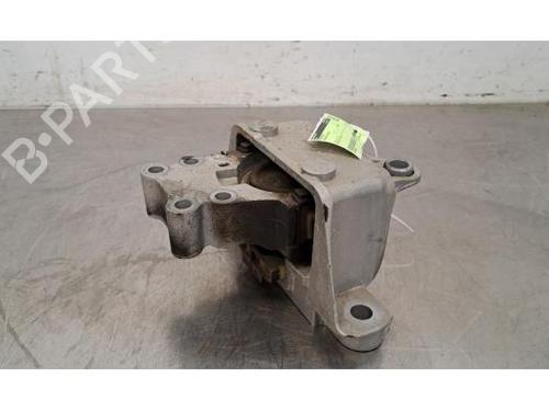 Used Engine mount VOLVO XC40 (536) T2 (129 hp) 24650215